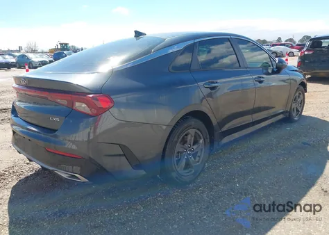 2021 Kia K5 Lxs z USA, uszkodzony, nr VIN 5XXG14J29MG067316